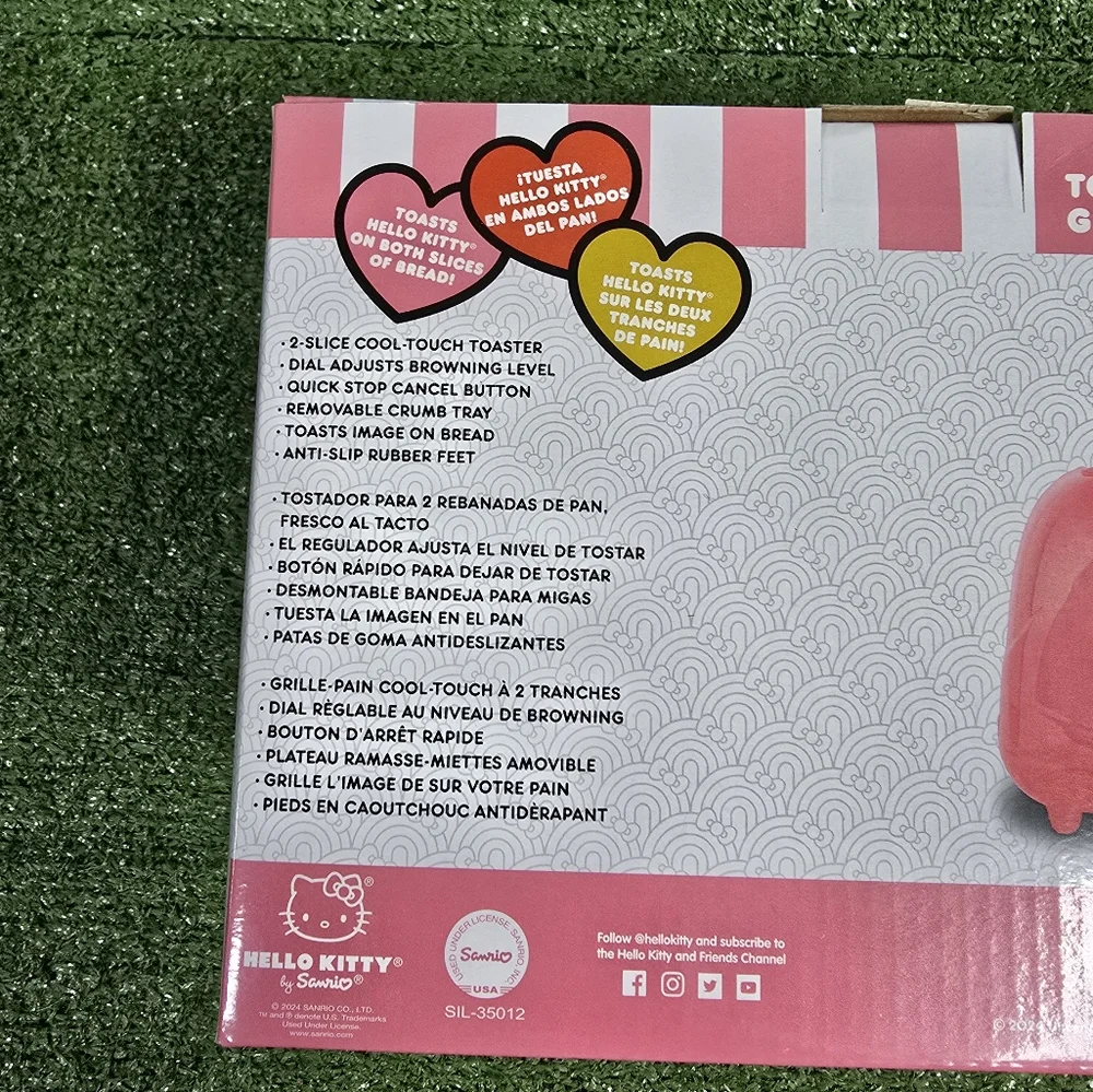 HELLO KITTY | lisenced 2-SLICE COOL TOUCH TOASTER -NWT! IN BOX!